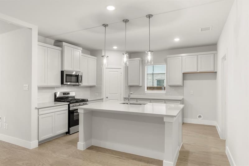 1917 Sapphire Run, Mesquite TX 75181 - Photo 9