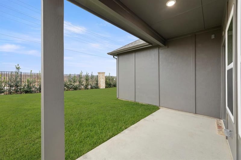 1917 Sapphire Run, Mesquite TX 75181 - Photo 33