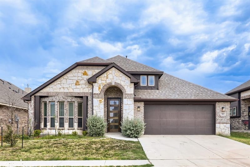 989 Imperial Eagle Road, Alvarado TX 76009