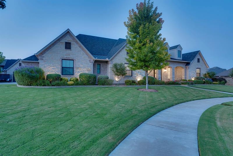 2209 Lyons, Midlothian TX 76065 - Photo 38