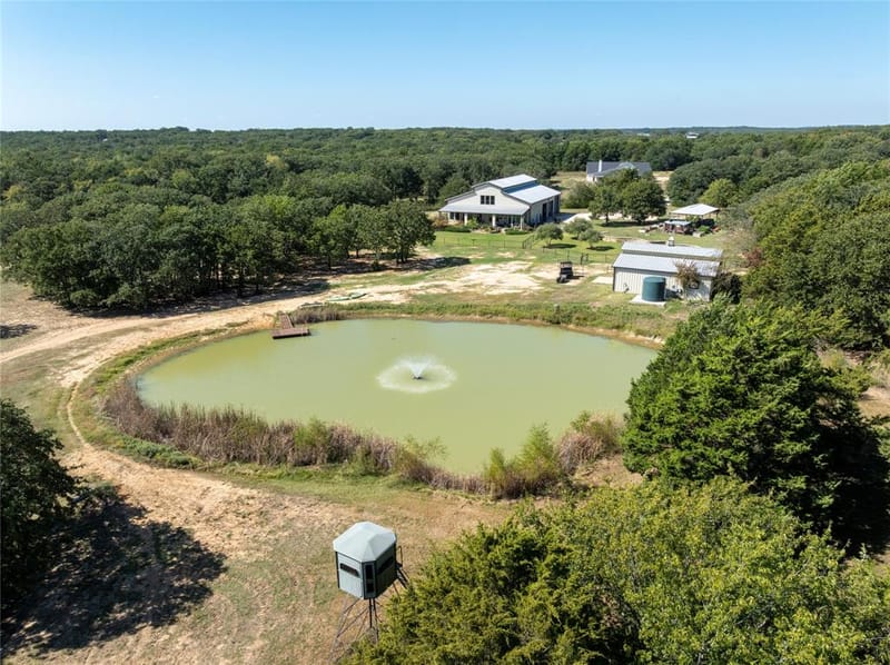 1639 Bloomfield Road, Valley View TX 76272 - Photo 22