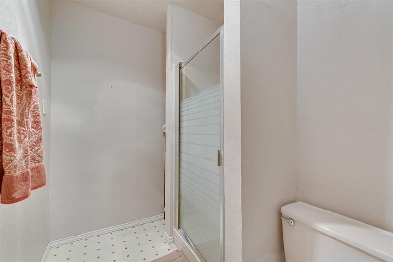 2308 Louise Lane, Ennis TX 75119 - Photo 22