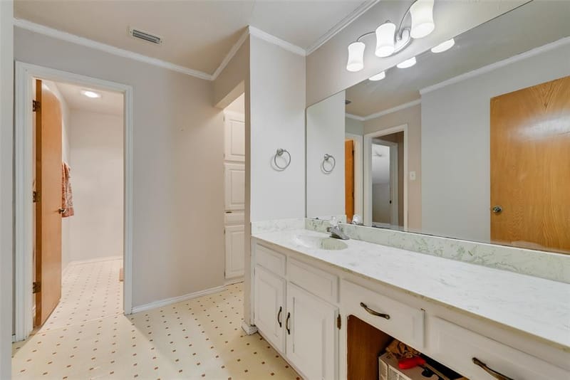 2308 Louise Lane, Ennis TX 75119 - Photo 21