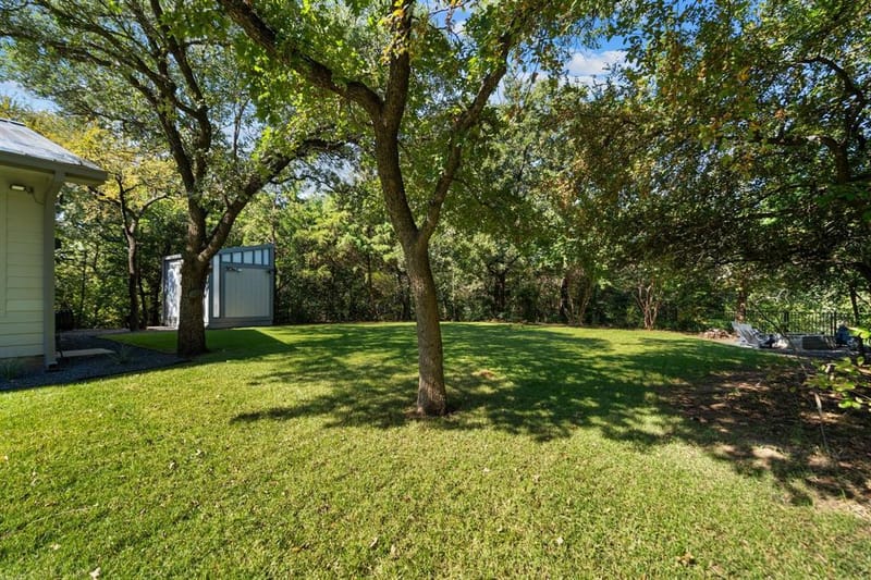 20 Horseshoe Drive, Highland Village TX 75077 - Photo 37