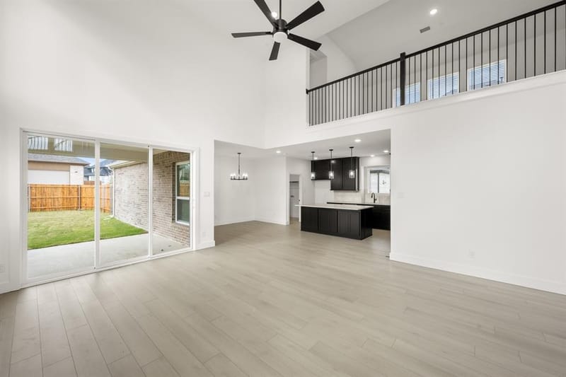 405 Newpark Boulevard, DeSoto TX 75115 - Photo 8