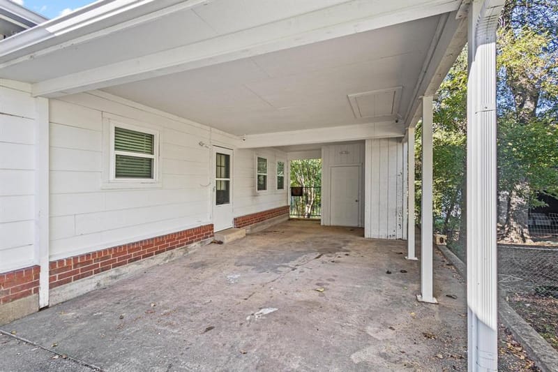 904 S Gribble Street, Sherman TX 75090 - Photo 5