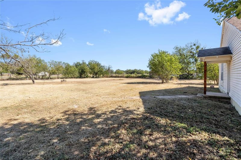 505 E Walcott Avenue, Comanche TX 76442 - Photo 24