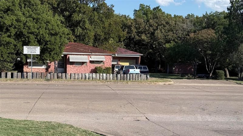 3613 Williams Road, Fort Worth TX 76116 - Photo 3