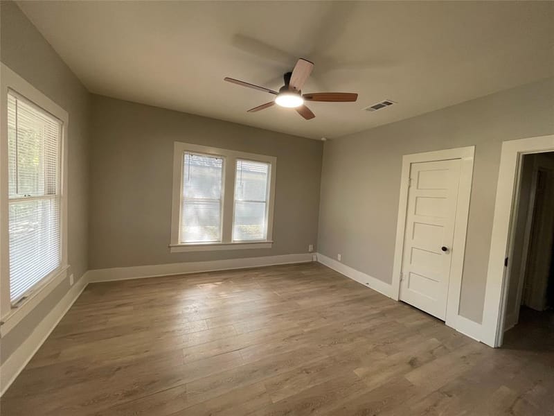 800 Jefferson Street, Bowie TX 76230 - Photo 6