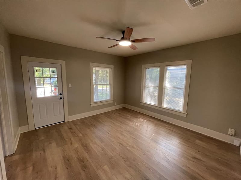 800 Jefferson Street, Bowie TX 76230 - Photo 7