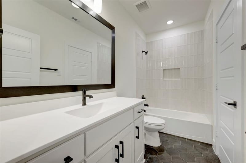 2324 Northshore Trail, Lakewood Village TX 75068 - Photo 38