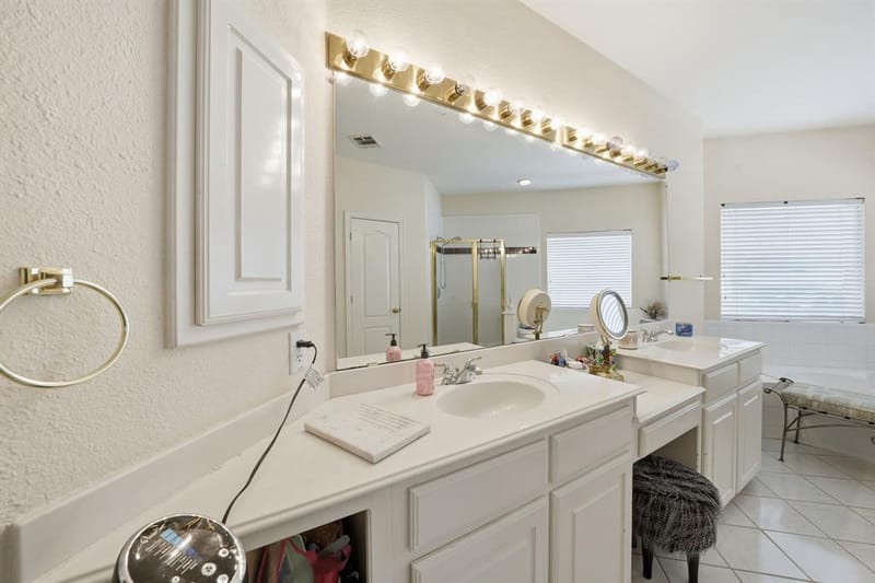 5010 Coventry Lane, Arlington TX 76017 - Photo 12