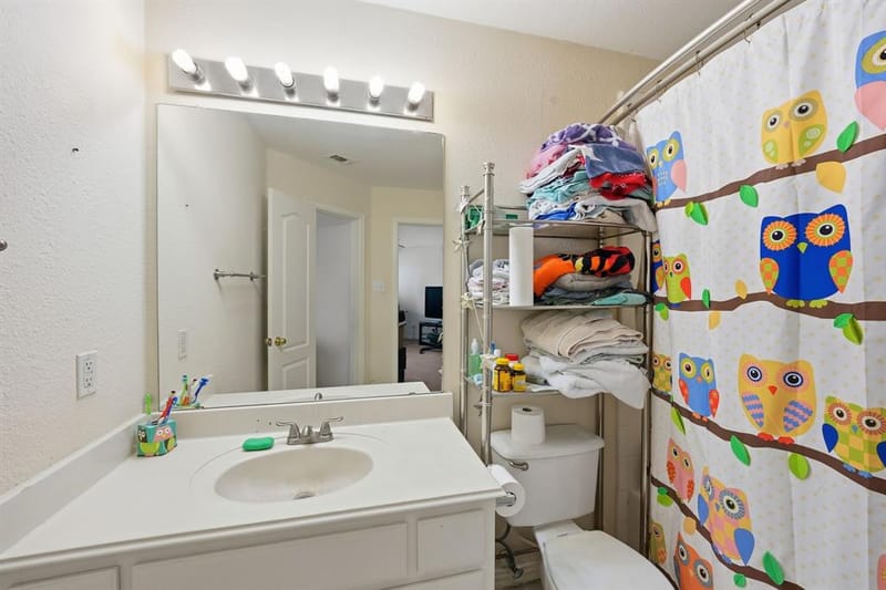 5010 Coventry Lane, Arlington TX 76017 - Photo 32