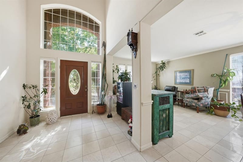 5010 Coventry Lane, Arlington TX 76017 - Photo 5