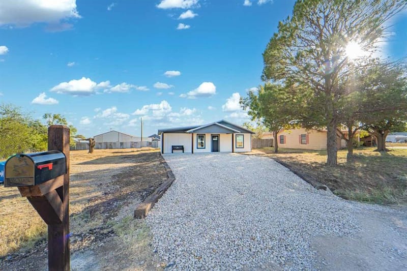 905 W Fifth Street, Breckenridge TX 76424 - Photo 30