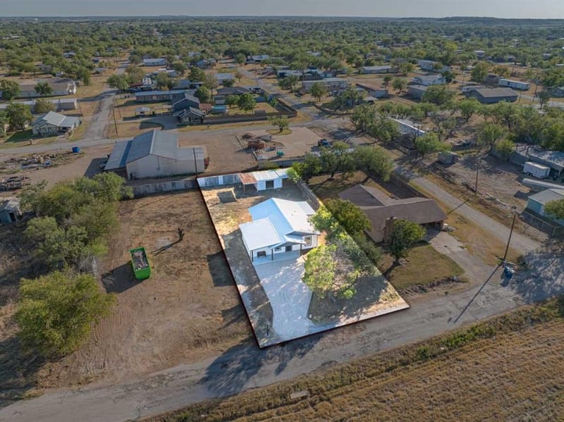 905 W Fifth Street, Breckenridge TX 76424 - Photo 31