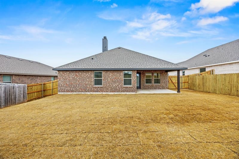 104 Maverick Trail, Valley View TX 76272 - Photo 28