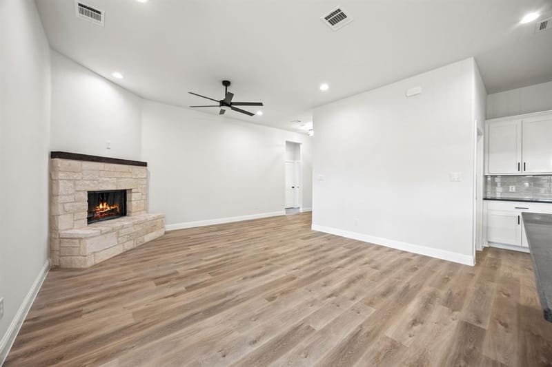104 Maverick Trail, Valley View TX 76272 - Photo 4