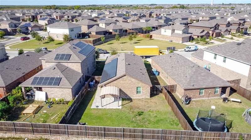 1018 Old Oaks Drive, Forney TX 75126 - Photo 4