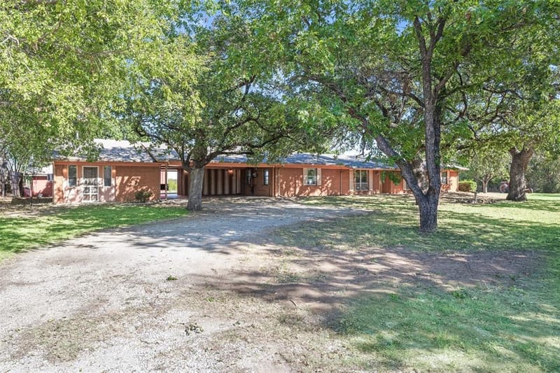 3055 Midway Road, Grapevine TX 76092 - Photo 2