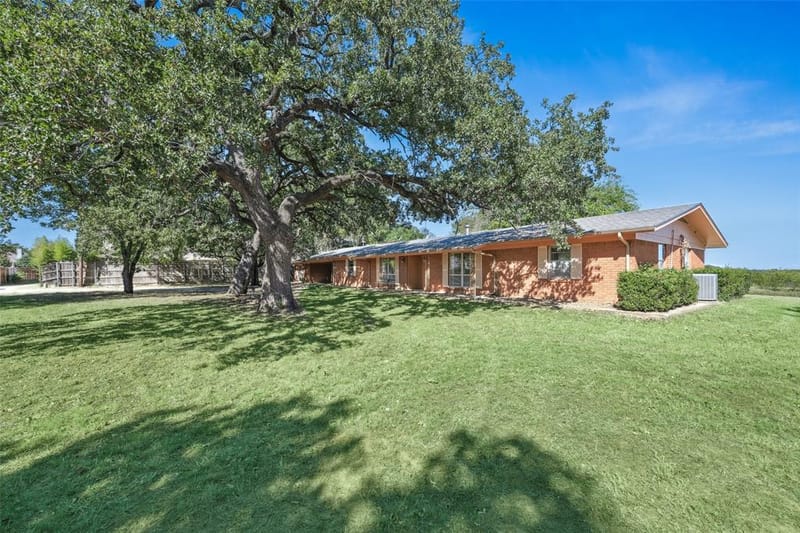 3055 Midway Road, Grapevine TX 76092 - Photo 6