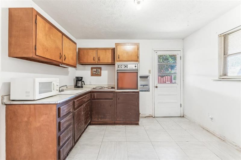 3055 Midway Road, Grapevine TX 76092 - Photo 34