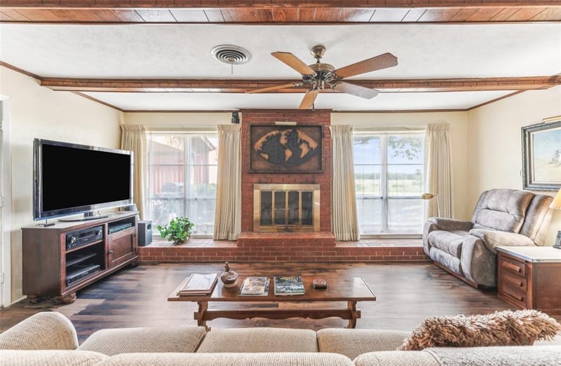 3055 Midway Road, Grapevine TX 76092 - Photo 10