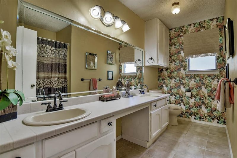 4200 Bar Harbor Court, Granbury TX 76049 - Photo 20