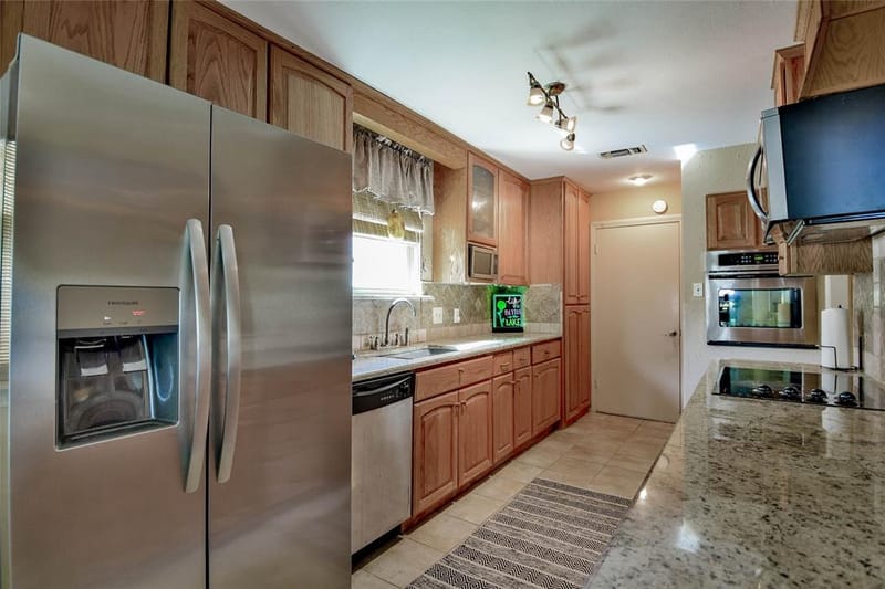 4200 Bar Harbor Court, Granbury TX 76049 - Photo 15