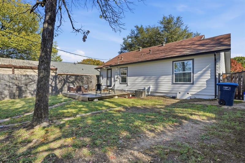 2824 Ryan Avenue, Fort Worth TX 76110 - Photo 22