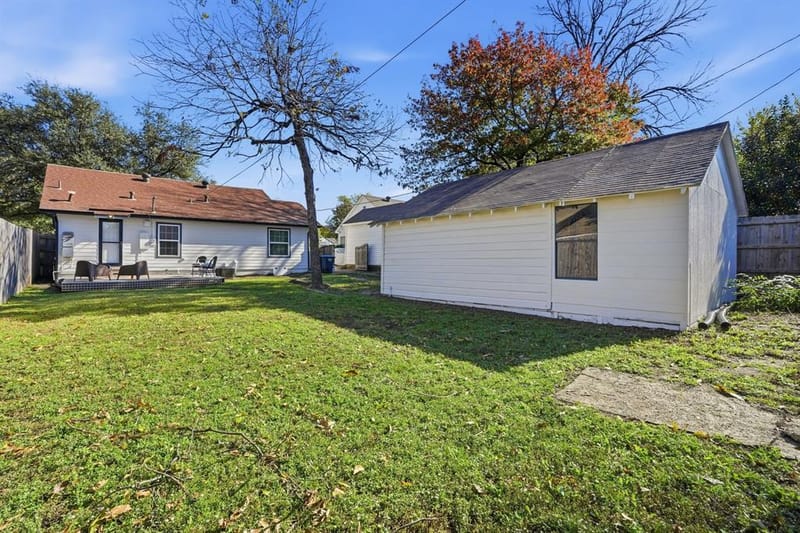 2824 Ryan Avenue, Fort Worth TX 76110 - Photo 20