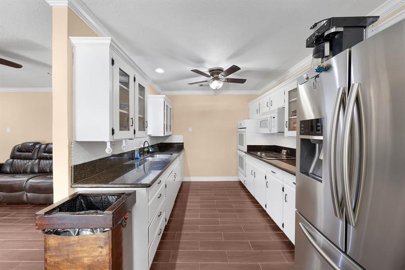 1075 Oak Ridge Drive, Terrell TX 75160 - Photo 11