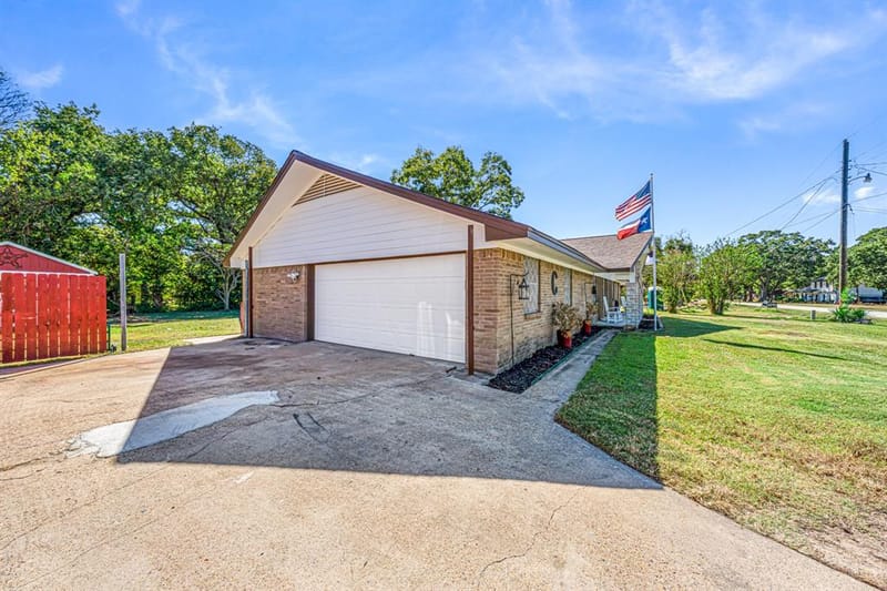 1075 Oak Ridge Drive, Terrell TX 75160 - Photo 8