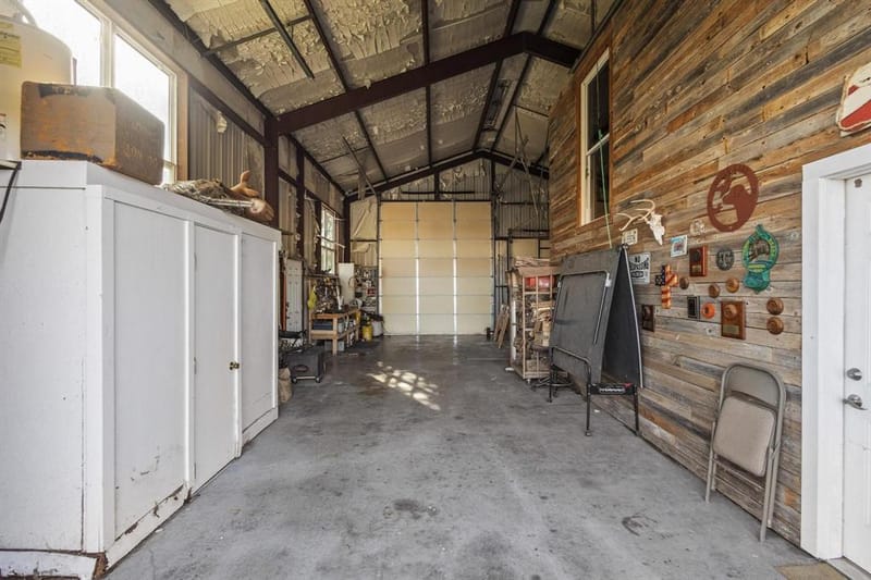 300 County Road 27100, Honey Grove TX 75446 - Photo 22