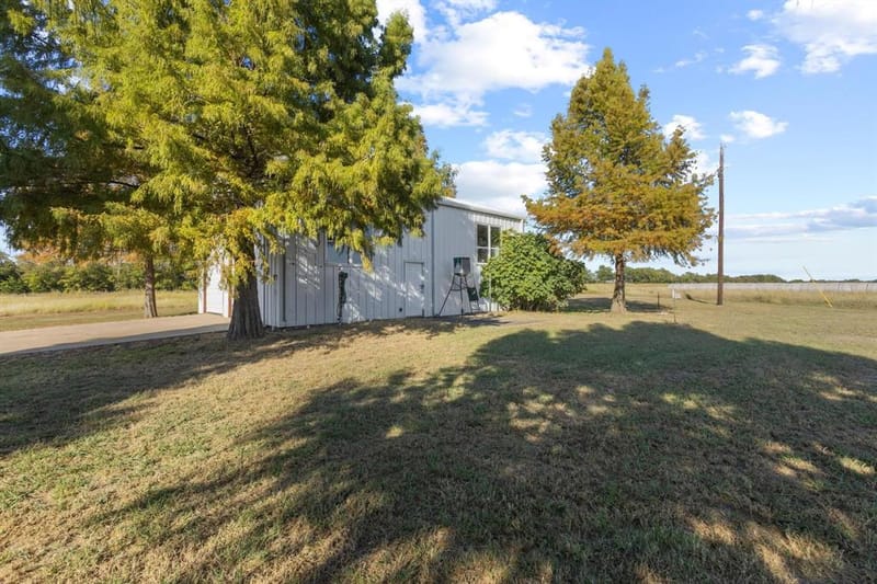 300 County Road 27100, Honey Grove TX 75446 - Photo 19
