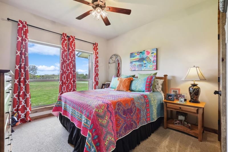 812 Mckenzie Road, Tioga TX 76271 - Photo 16