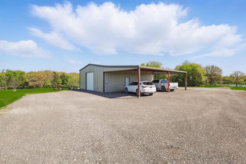 812 Mckenzie Road, Tioga TX 76271 - Photo 37