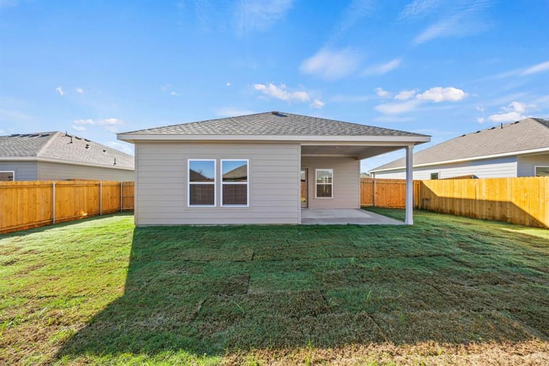 1017 Park Oak Lane, Crowley TX 76036 - Photo 14
