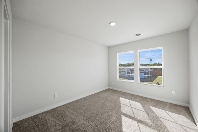 1017 Park Oak Lane, Crowley TX 76036 - Photo 11