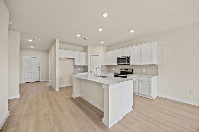 1048 Miraverde Trail, Crowley TX 76036 - Photo 5