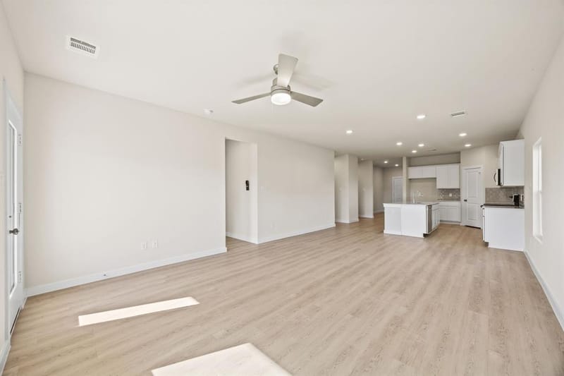 1048 Miraverde Trail, Crowley TX 76036 - Photo 4