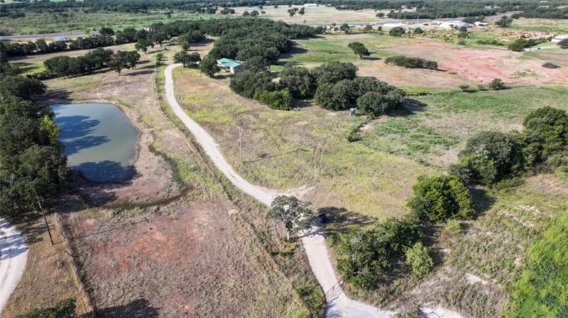 381 W Mccool Road, Nocona TX 76255 - Photo 34