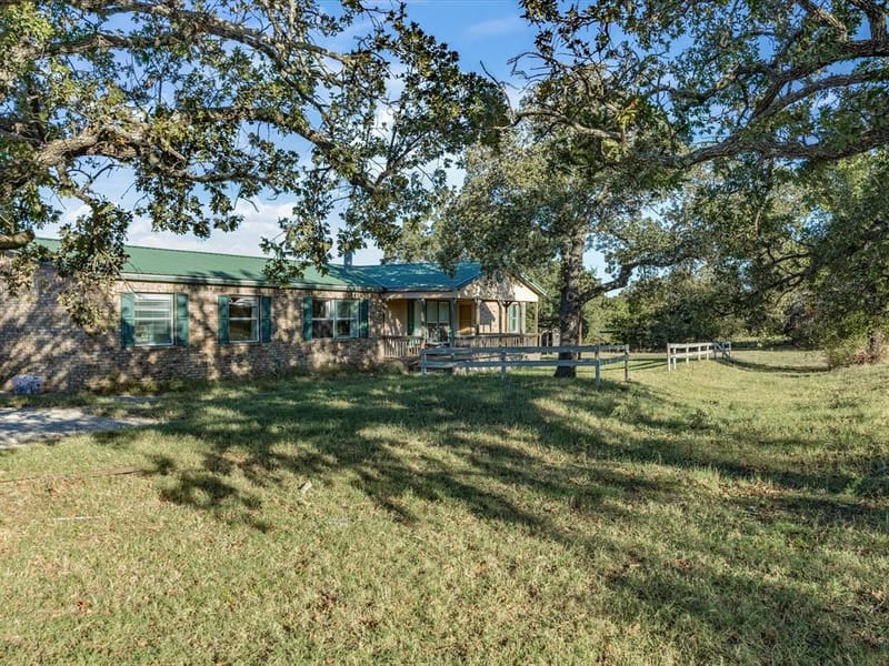 381 W Mccool Road, Nocona TX 76255 - Photo 38