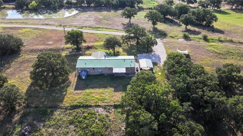 381 W Mccool Road, Nocona TX 76255 - Photo 29