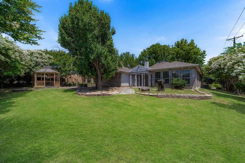 8518 Bridgewater Drive, Rowlett TX 75088 - Photo 33