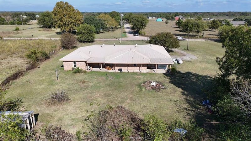 1393 NE County Road 2120 Road NE, Powell TX 75153 - Photo 5