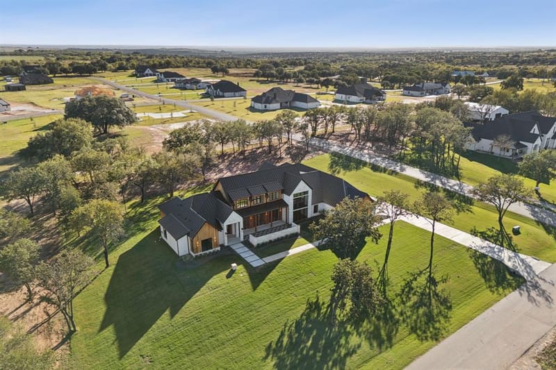 200 Dan Russell Bend, Weatherford TX 76087