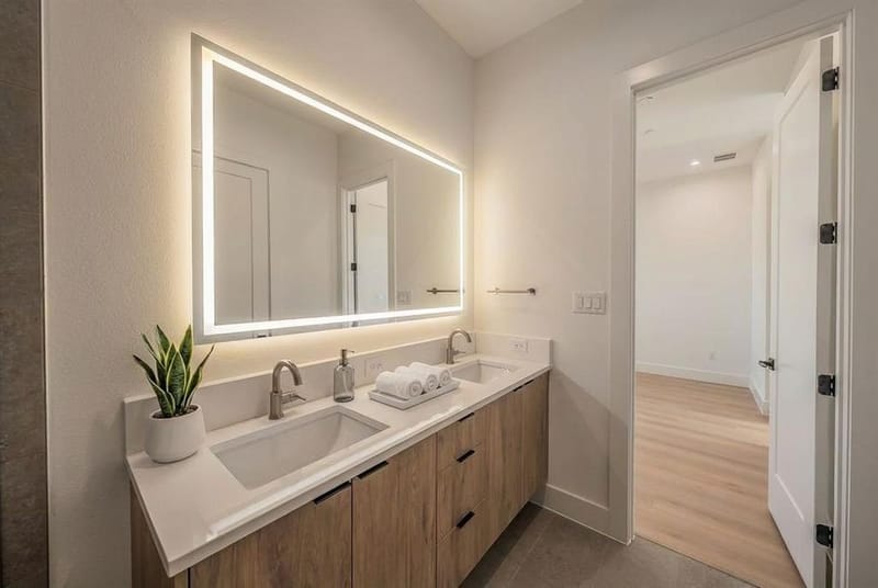 2523 Hondo Avenue # 102, Dallas TX 75219 - Photo 16