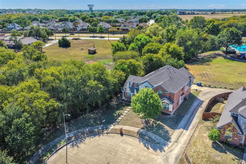 1700 Little River Court, DeSoto TX 75115 - Photo 4
