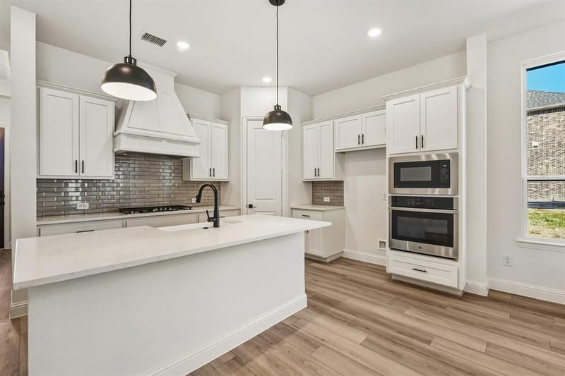 2433 Ainsdale Drive, Celina TX 75009 - Photo 7
